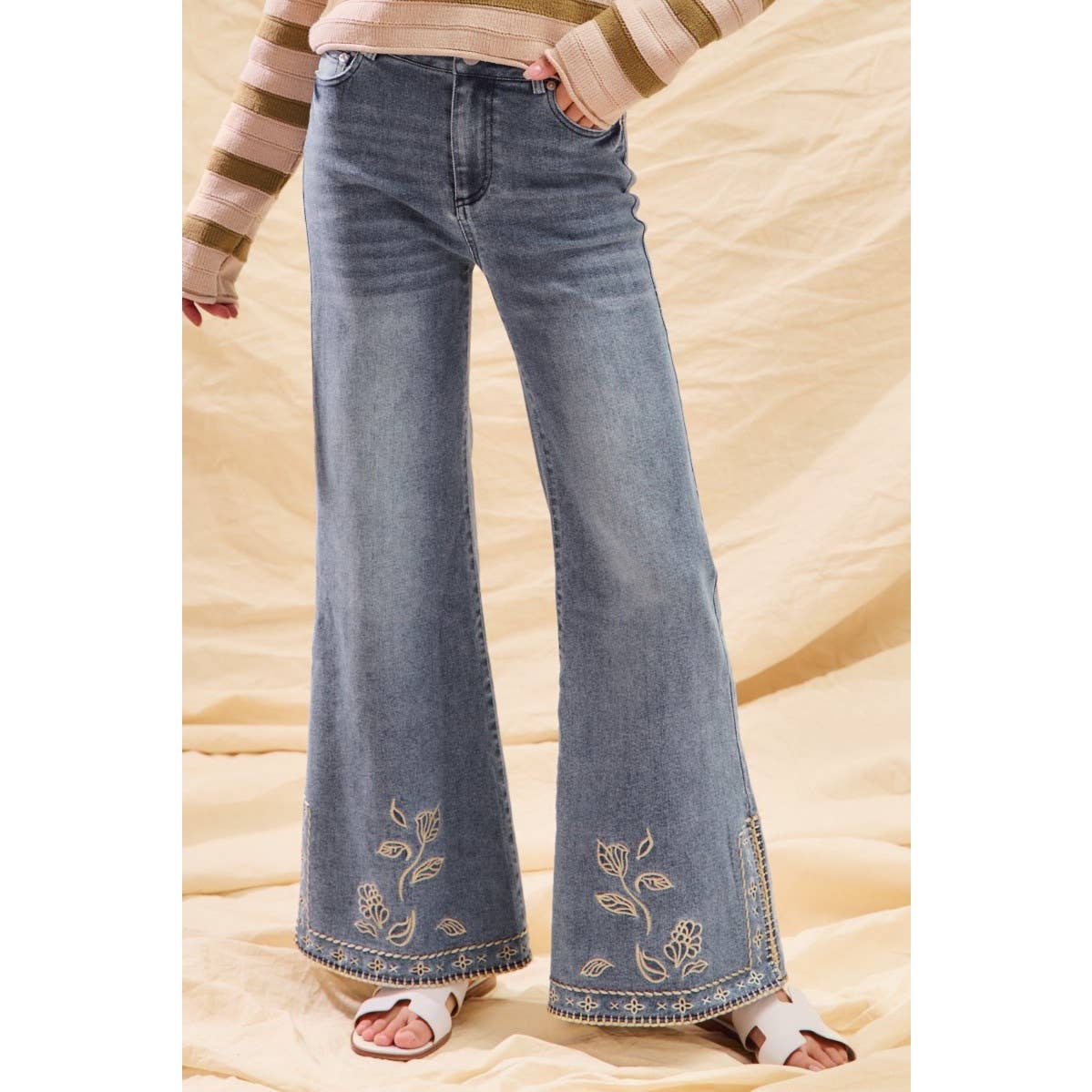 Floral Embroidered Flare Jeans