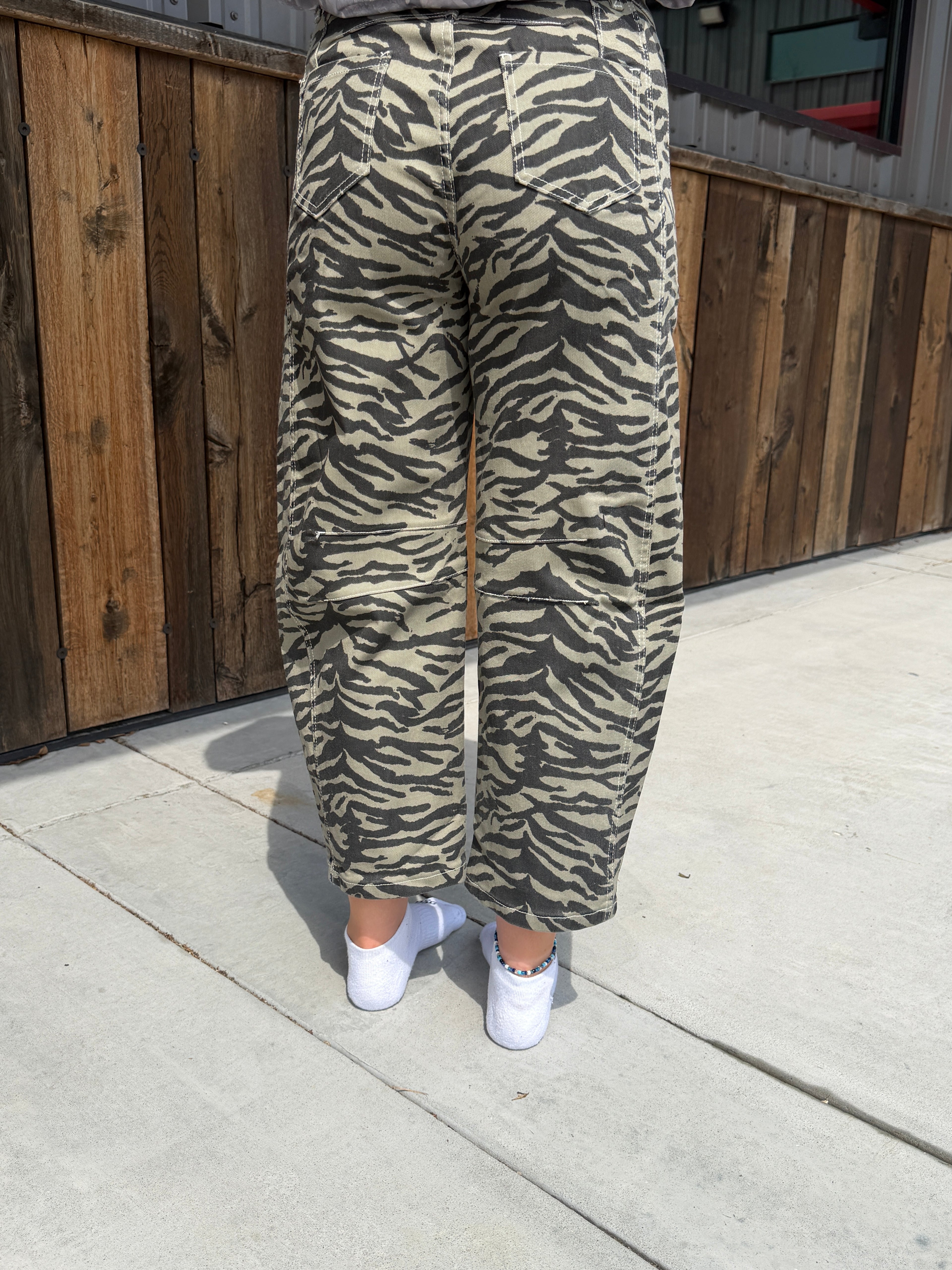 Zebra Stripe Printed Wide Leg Barrel Jeans