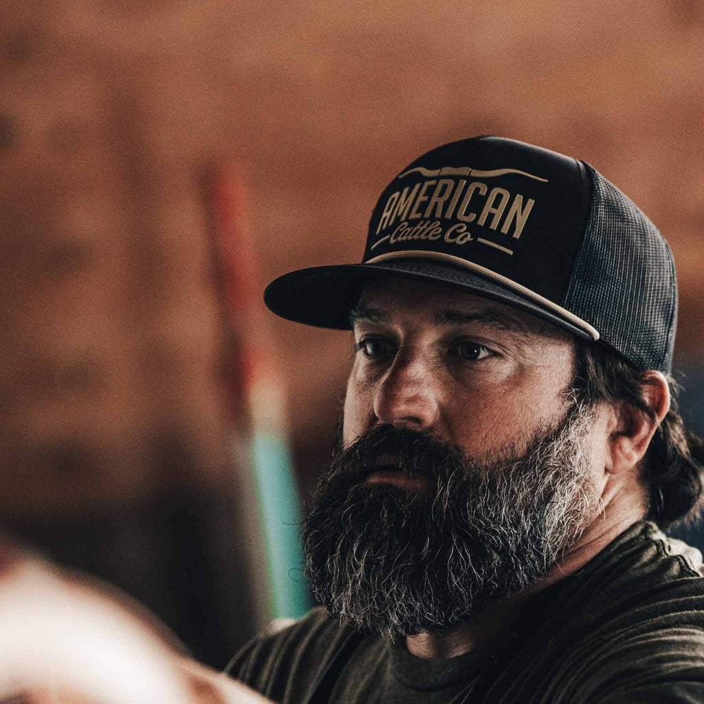 Longhorn Hat: White/Gold